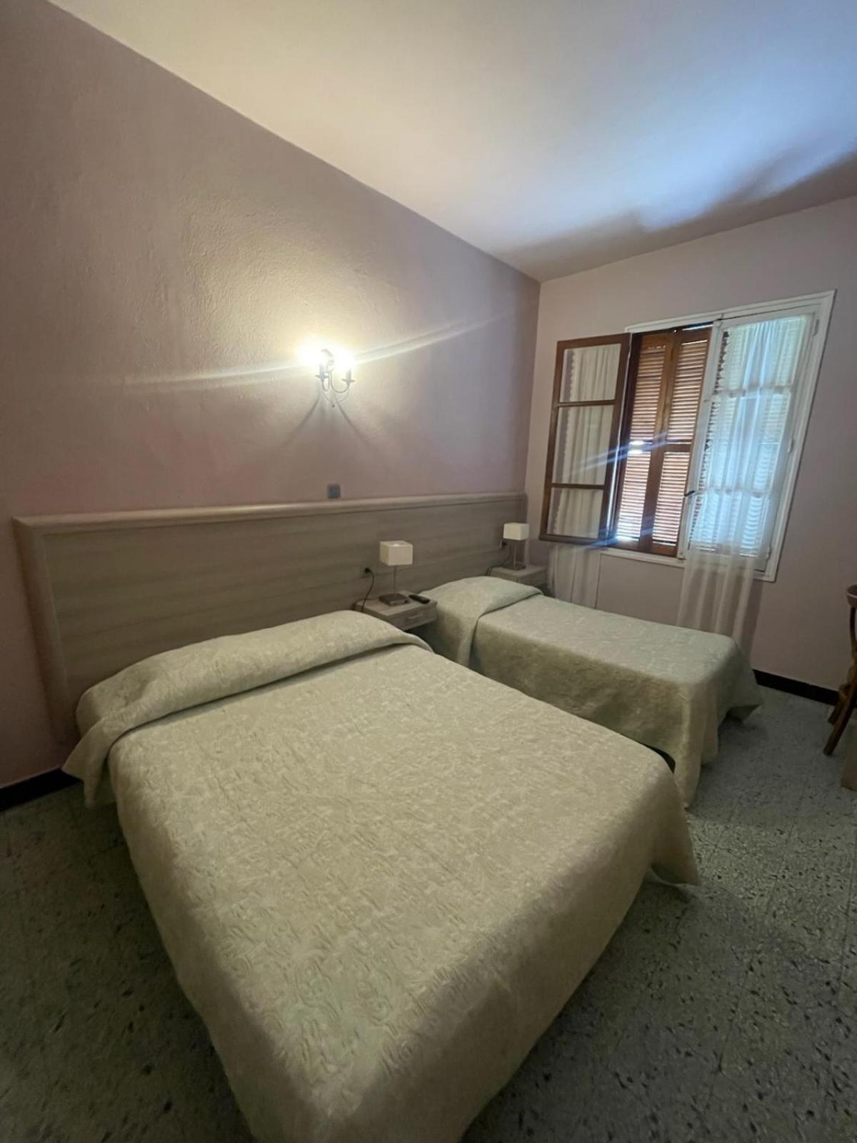 Hotel Les Calanques بيانا المظهر الخارجي الصورة